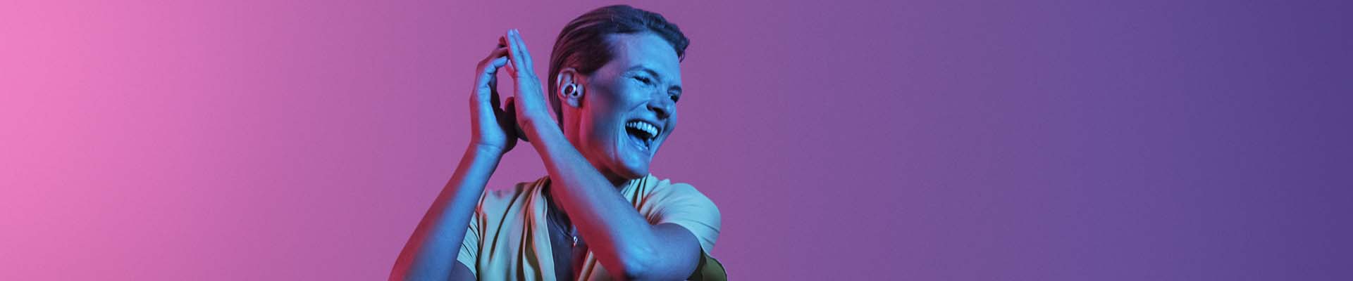 What causes tinnitus?