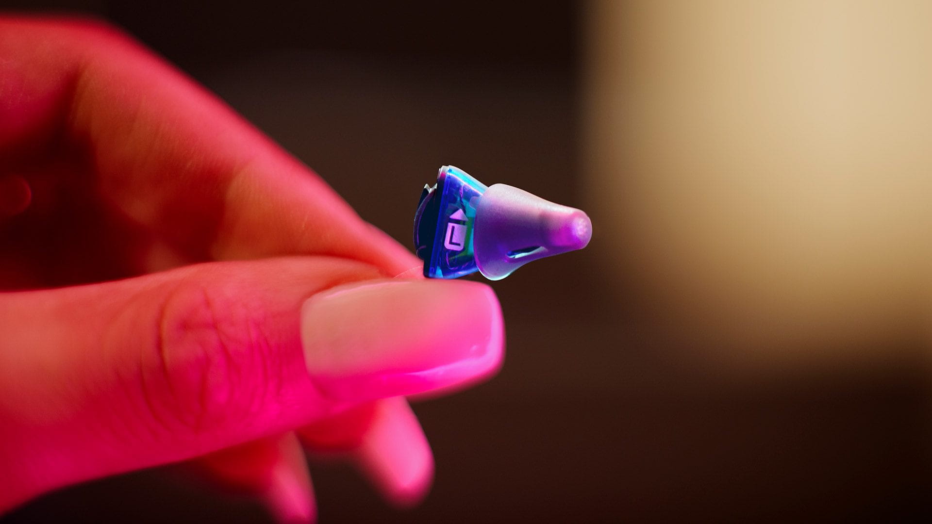 Silk X ready-to-wear CIC hearing aid
