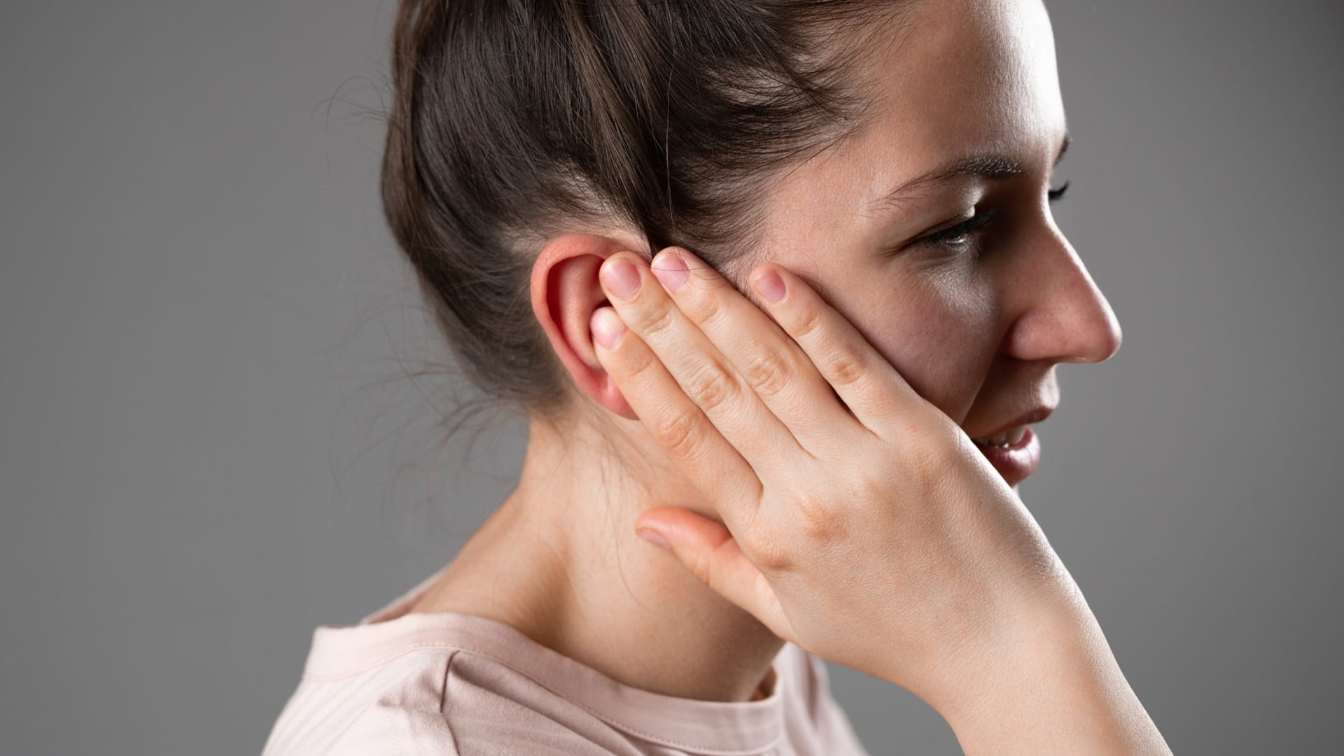 Dysfunkcja trąbki słuchowej – co to jest?